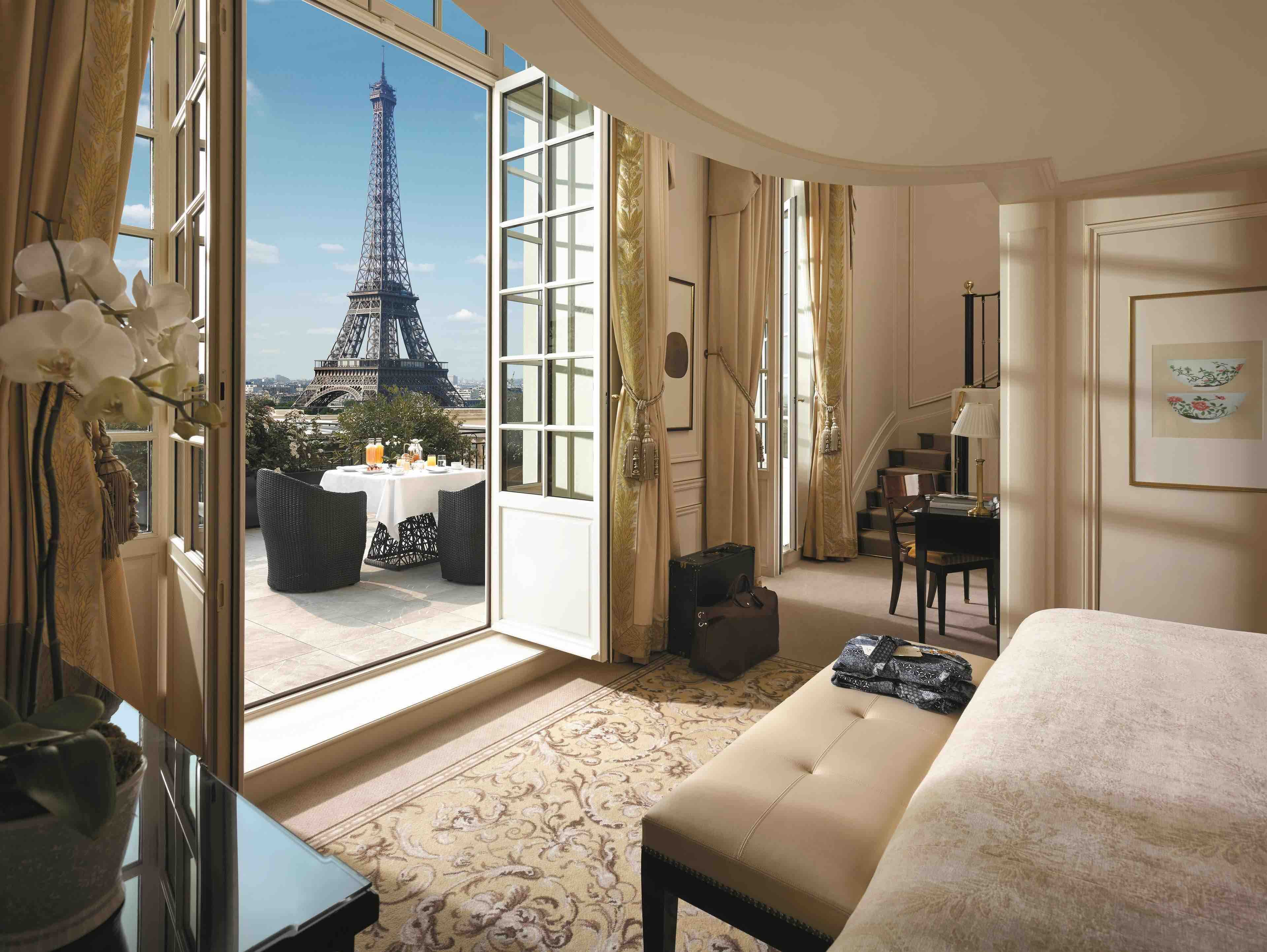 luxury honeymoon in paris